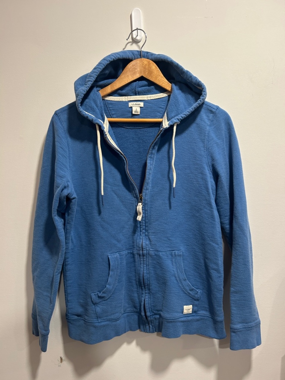 LL Bean organic cotton zip up hoodie size small